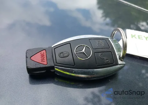 2010 Mercedes-Benz E 350 4Matic from USA, damaged, VIN WDDHF8HB7AA261374